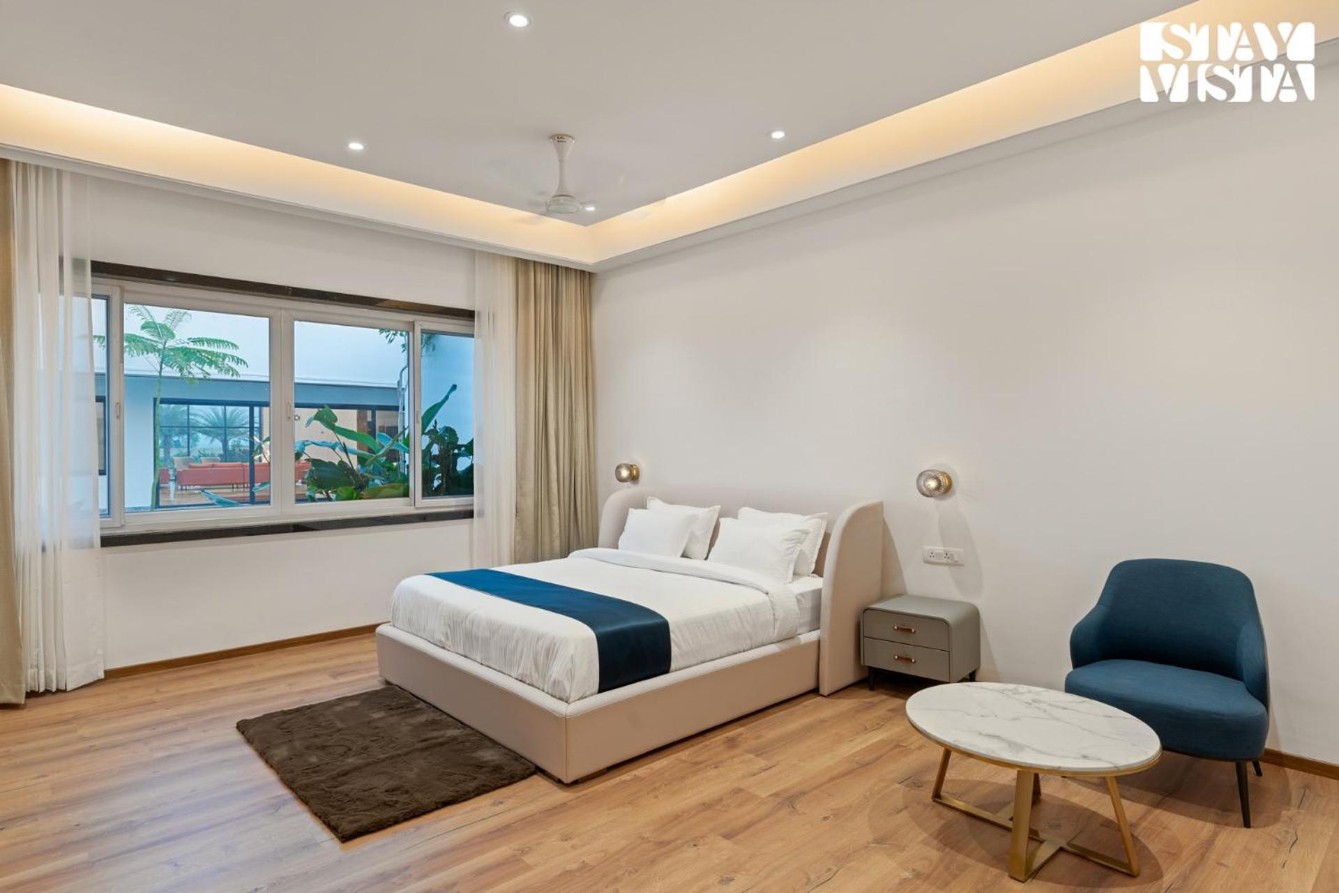Stayvista At Aj House With Pvt Pool & Projector Set-Up Haiderabad Buitenkant foto